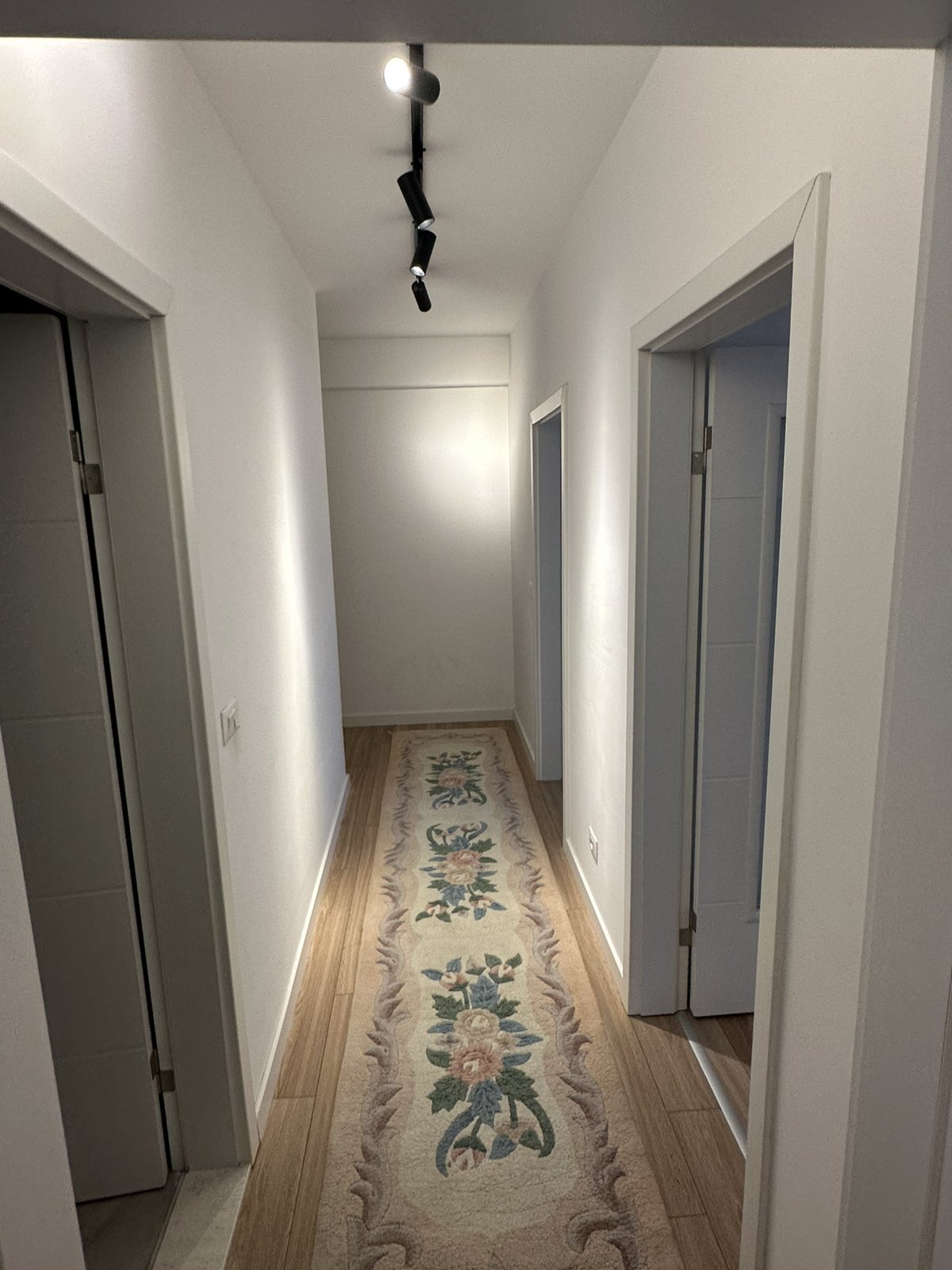 Piso en alquiler 2+1 en Bregu i Diellit (6)