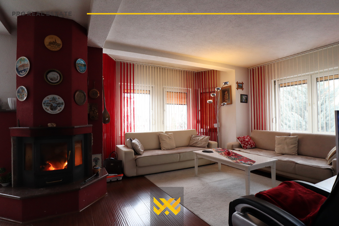 Shtëpi 273m² në #shitje në Veternik