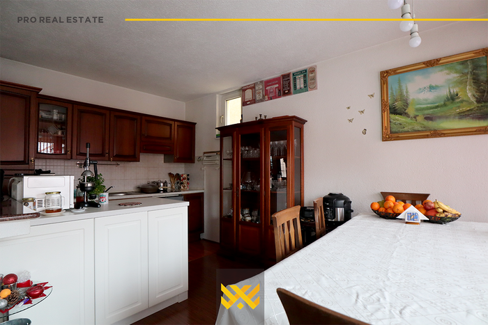 Shtëpi 273m² në #shitje në Veternik