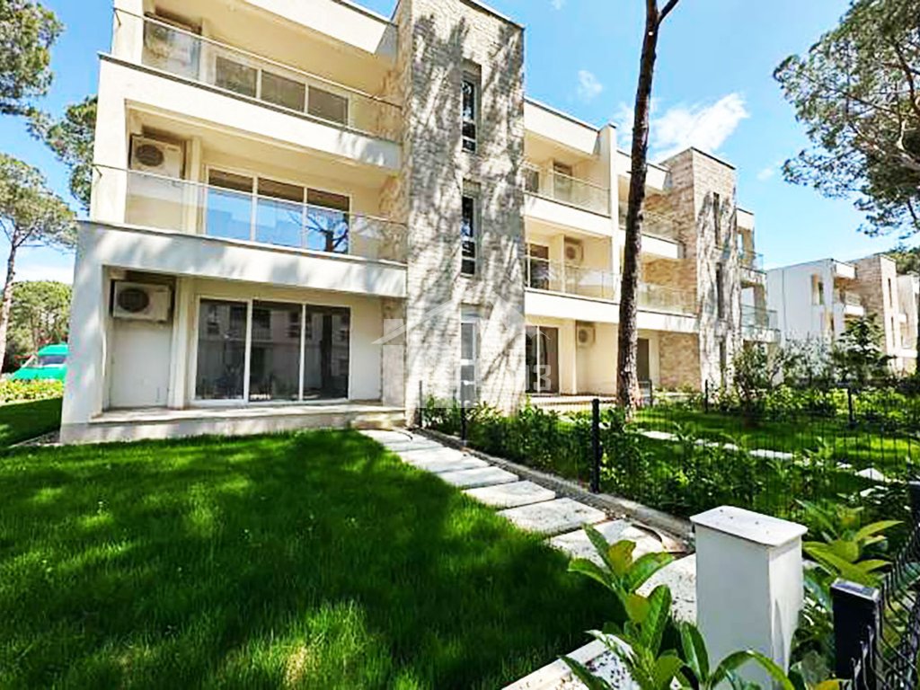"San Pietro" hotel & residences (3)