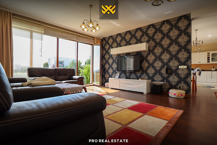 House 443m² for sale in hajvali