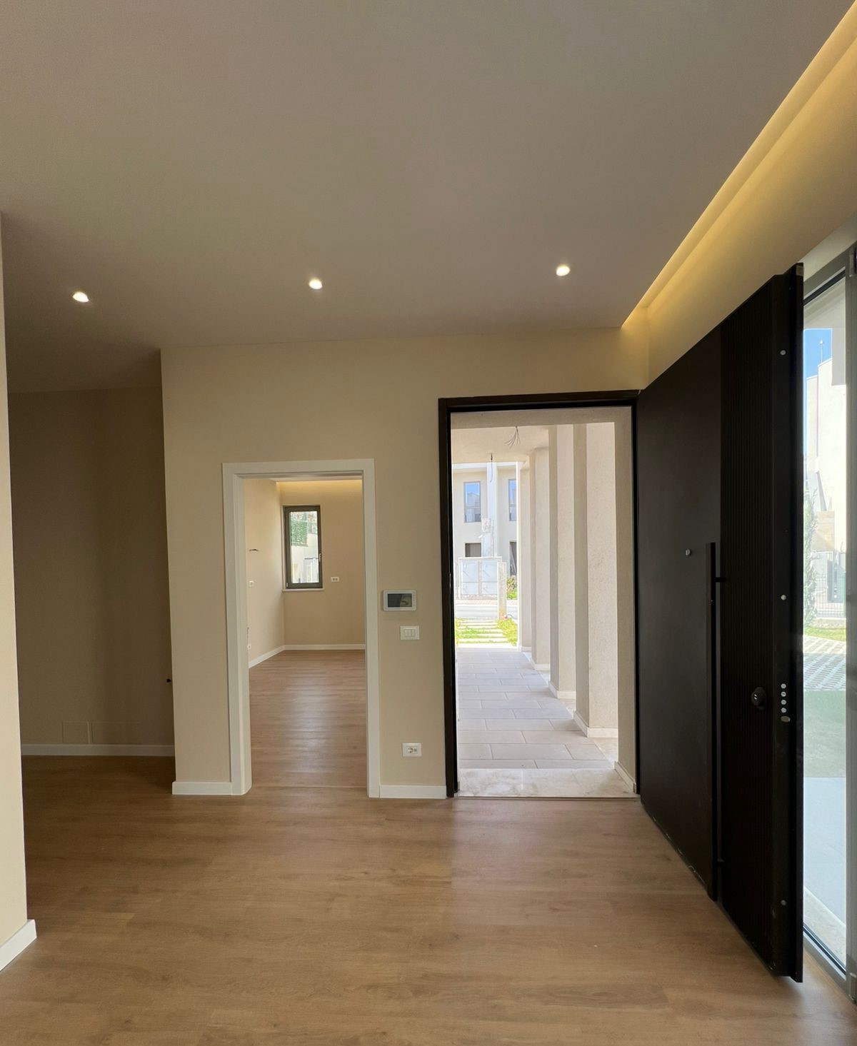 Miete | villa 5 + 1 | trockener see | 2200 €/monat
