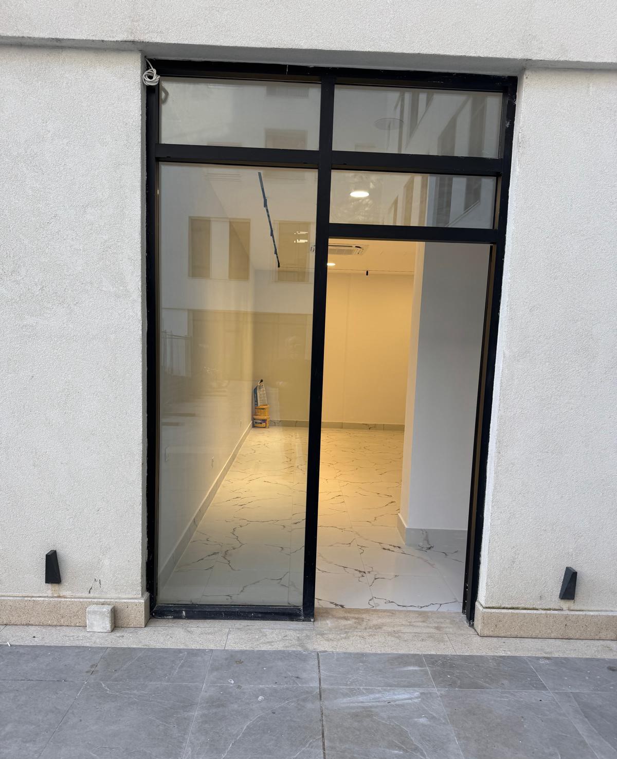 Shitje | ambjent biznesi | rruga mine peza | 190000 €