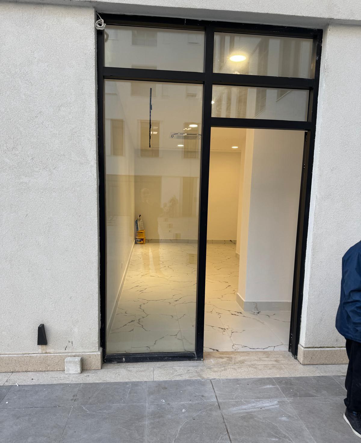 Shitje | ambjent biznesi | rruga mine peza | 190000 € (3)