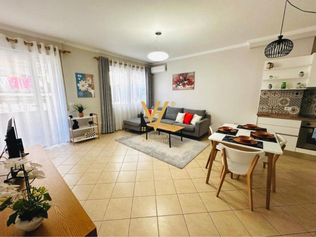 Appartamento 1+1 in affitto nel centro 750 euro (2)