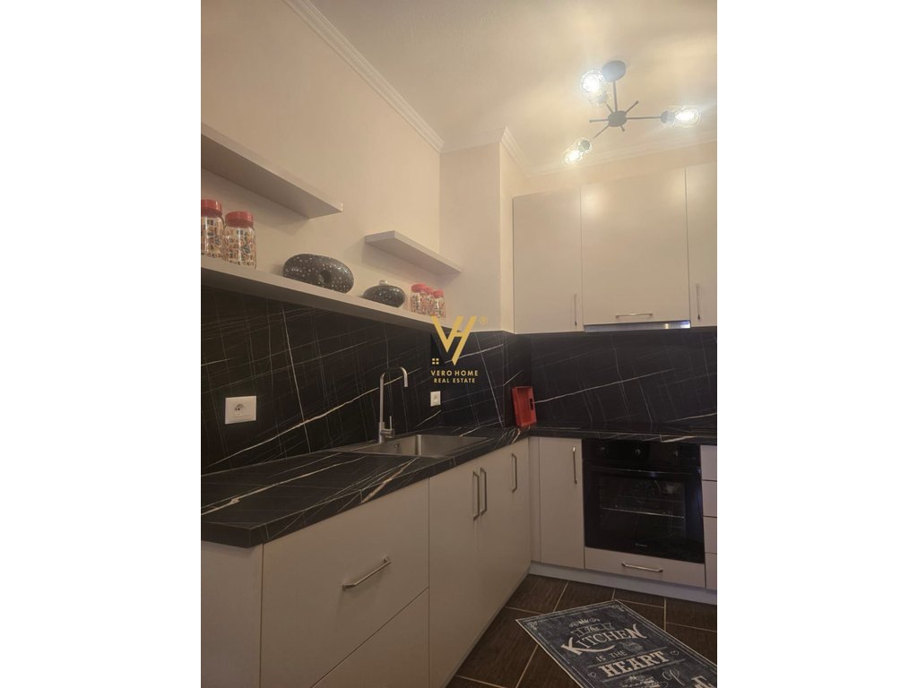 Apartment 2+1 for rent in kombinat 50,000 leke