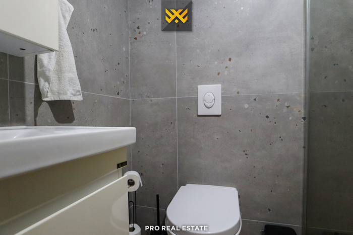 Apartment 87m² for rent on rruga b