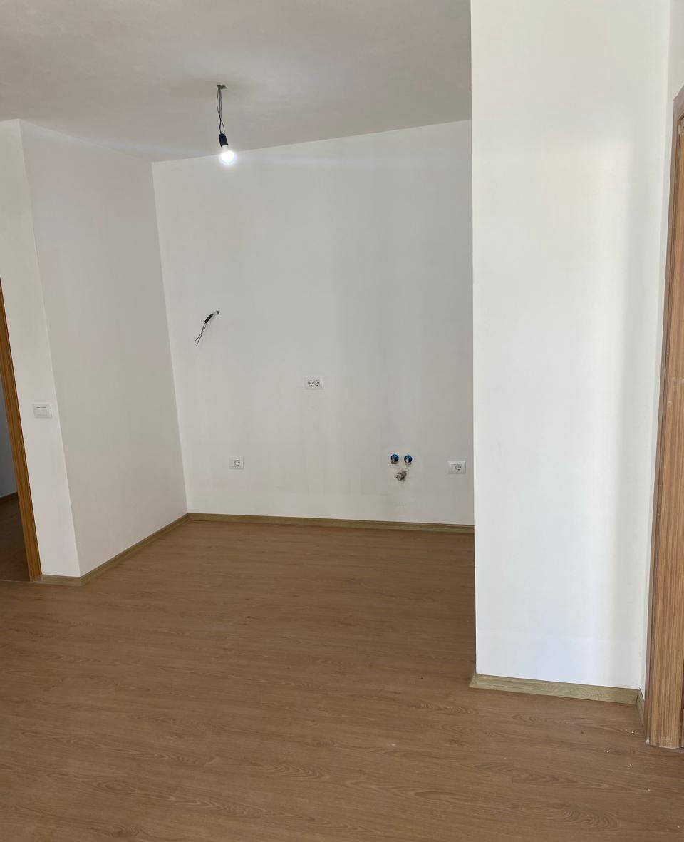 Venda | apartamento 1 + 1 | rruga 5 maji | €134.000