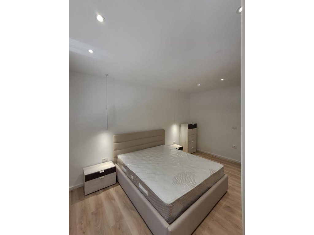 Apartament 2+1 per qira ne ali dem