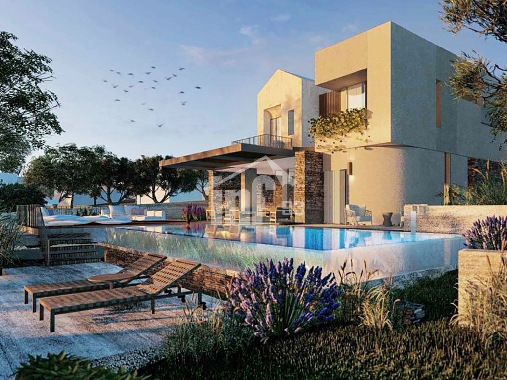 "Green Coast" village, palase