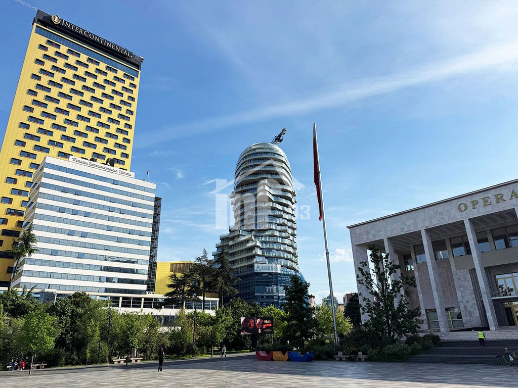Centro, sheshi skenderbej
