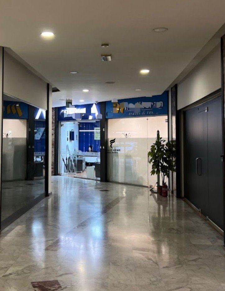 Locale in affitto 104 metri quadrati centro 200.000 leke (3)