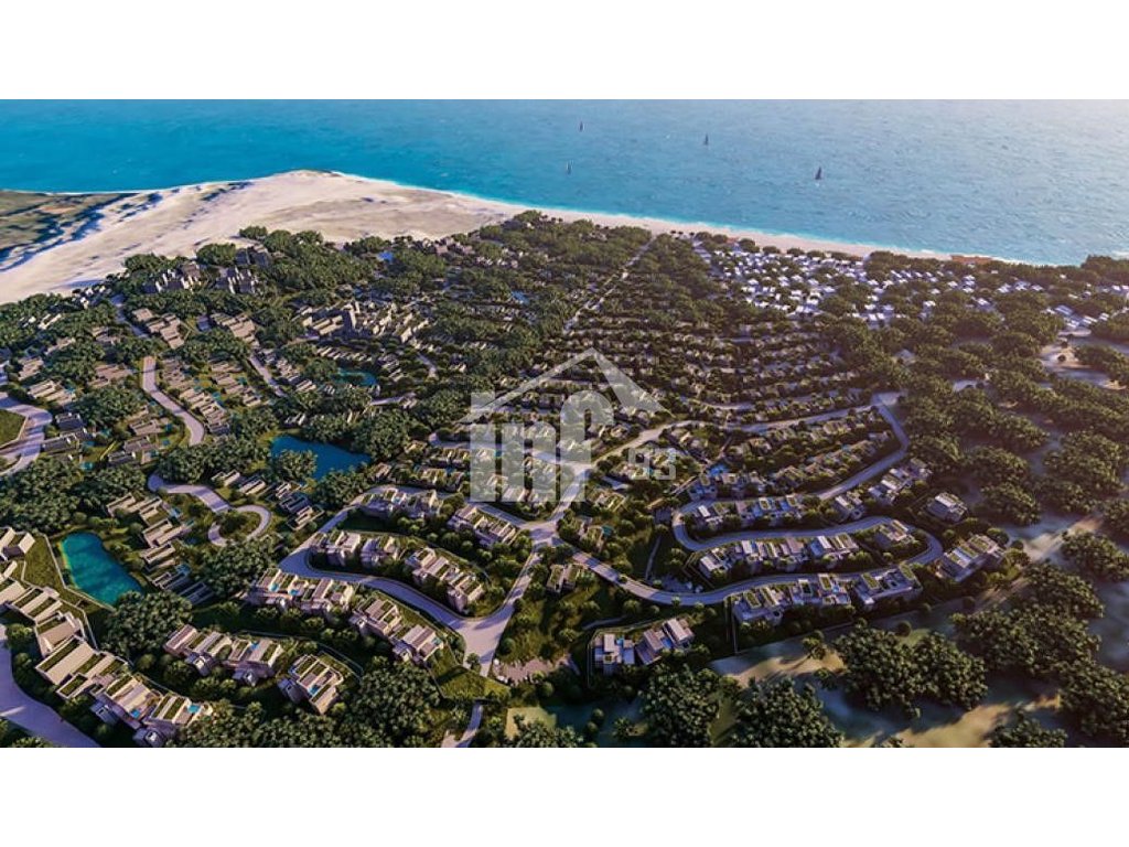"Green Coast" village, palase