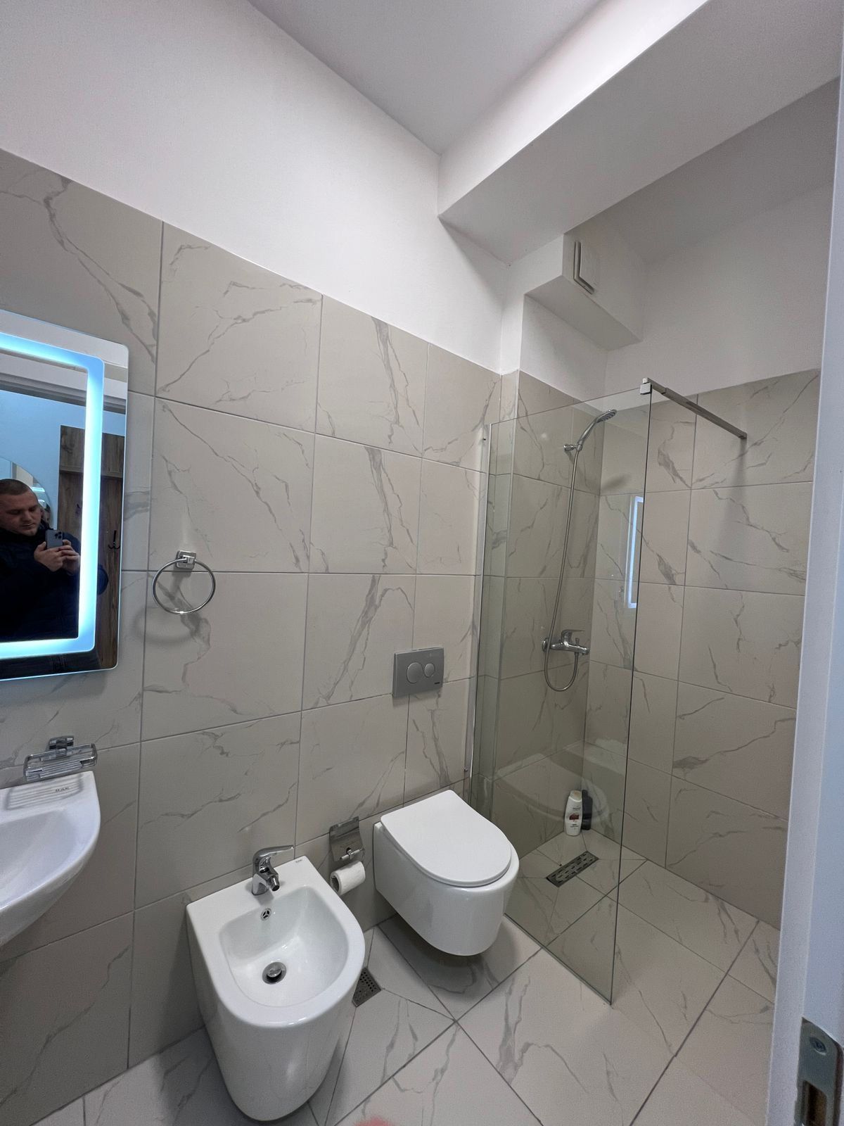 Shitje | apartament 2 + 1 | Yzberisht | 190000 € (7)