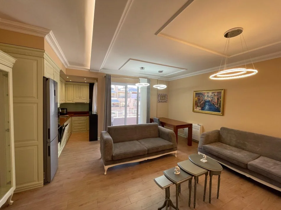 Qera | apartment 3 + 1 + 2 |liqeni i thate | 1000 €/month (2)