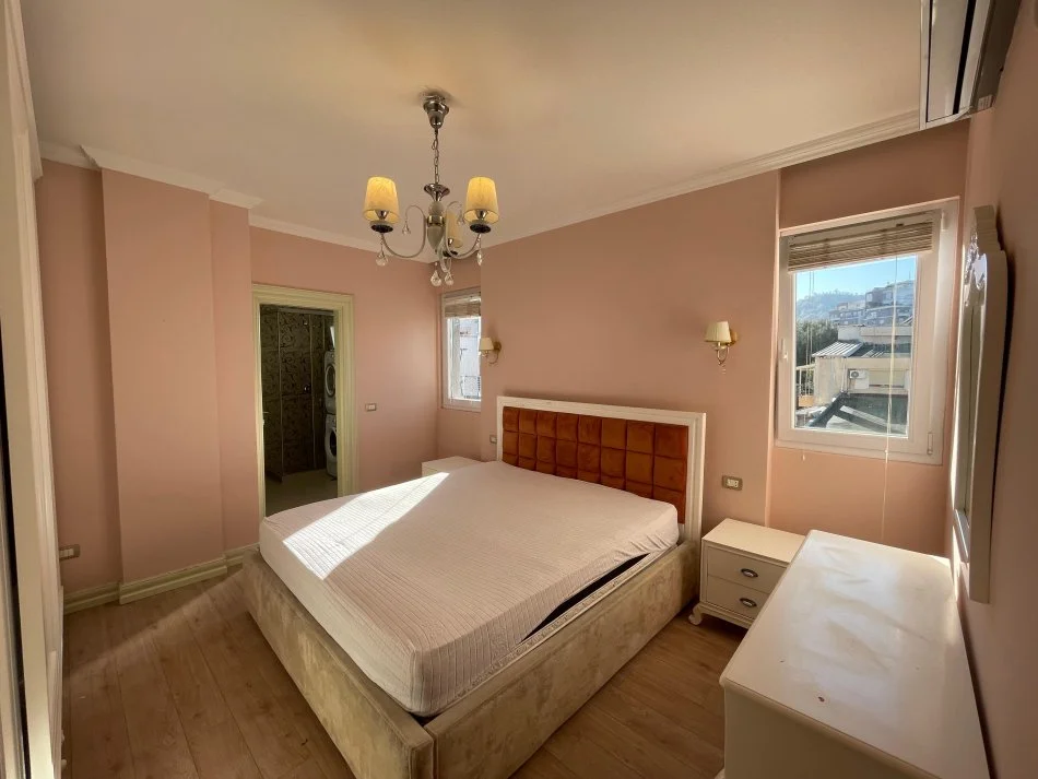 Qera | apartment 3 + 1 + 2 |liqeni i thate | 1000 €/month (4)