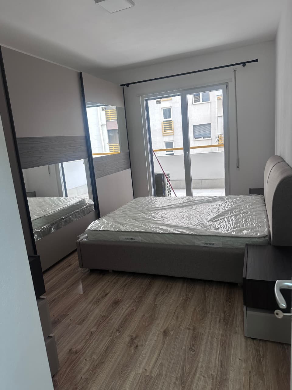 Miete | 1 + 1 wohnung | rruga dritan hoxha | 600 €/monat (3)