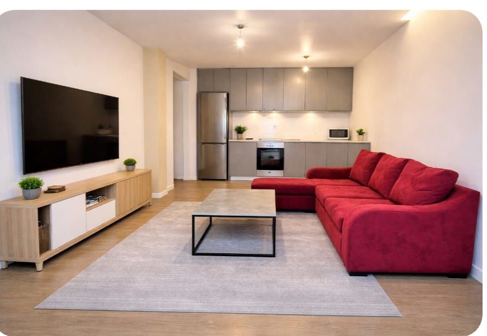 Qera | apartament 2 + 1 | zogu i zi | 780 €/muaj (2)