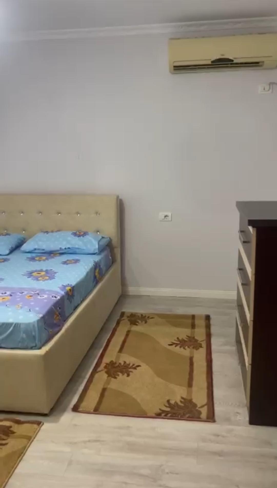 Aluguel | casa privada 2 + 1 + estacionamento | rruga jordan misja | €550/mês (2)