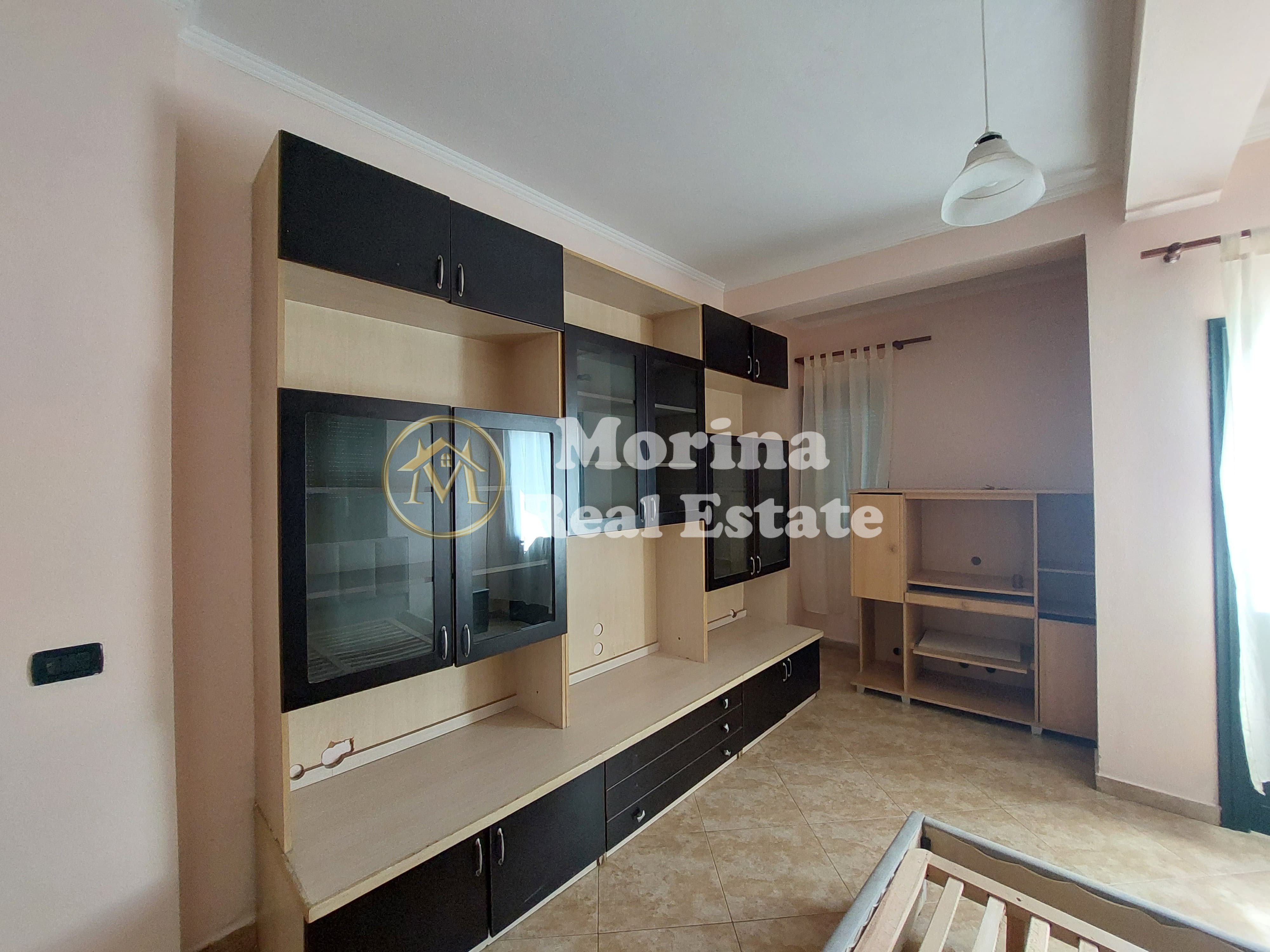 Miete | privates haus 2 + 1 | shkolla e bashkuar | 450 €/monat (3)