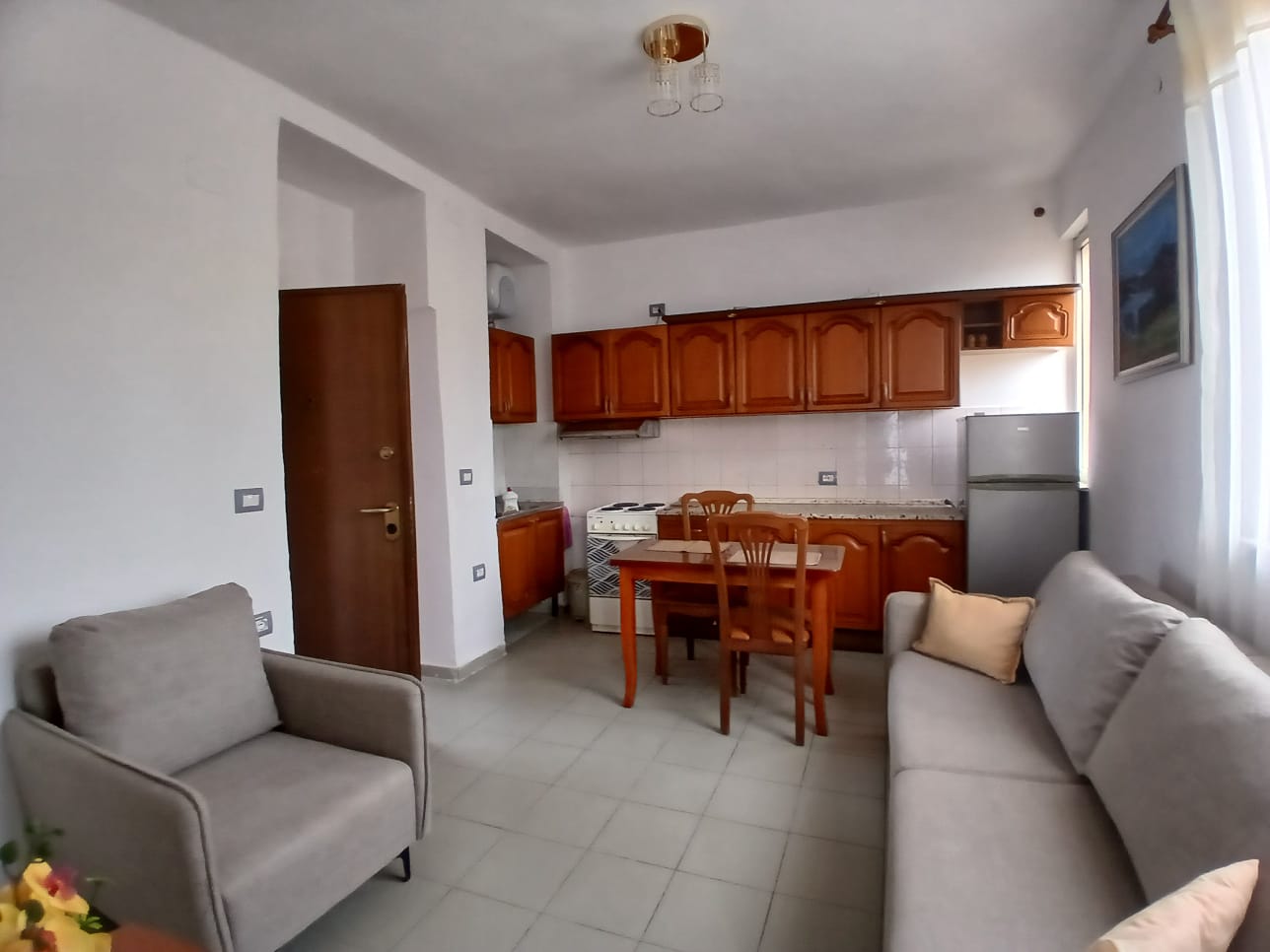 Qera | apartament 2 + 1 | rruga mine peza | 650 €/muaj