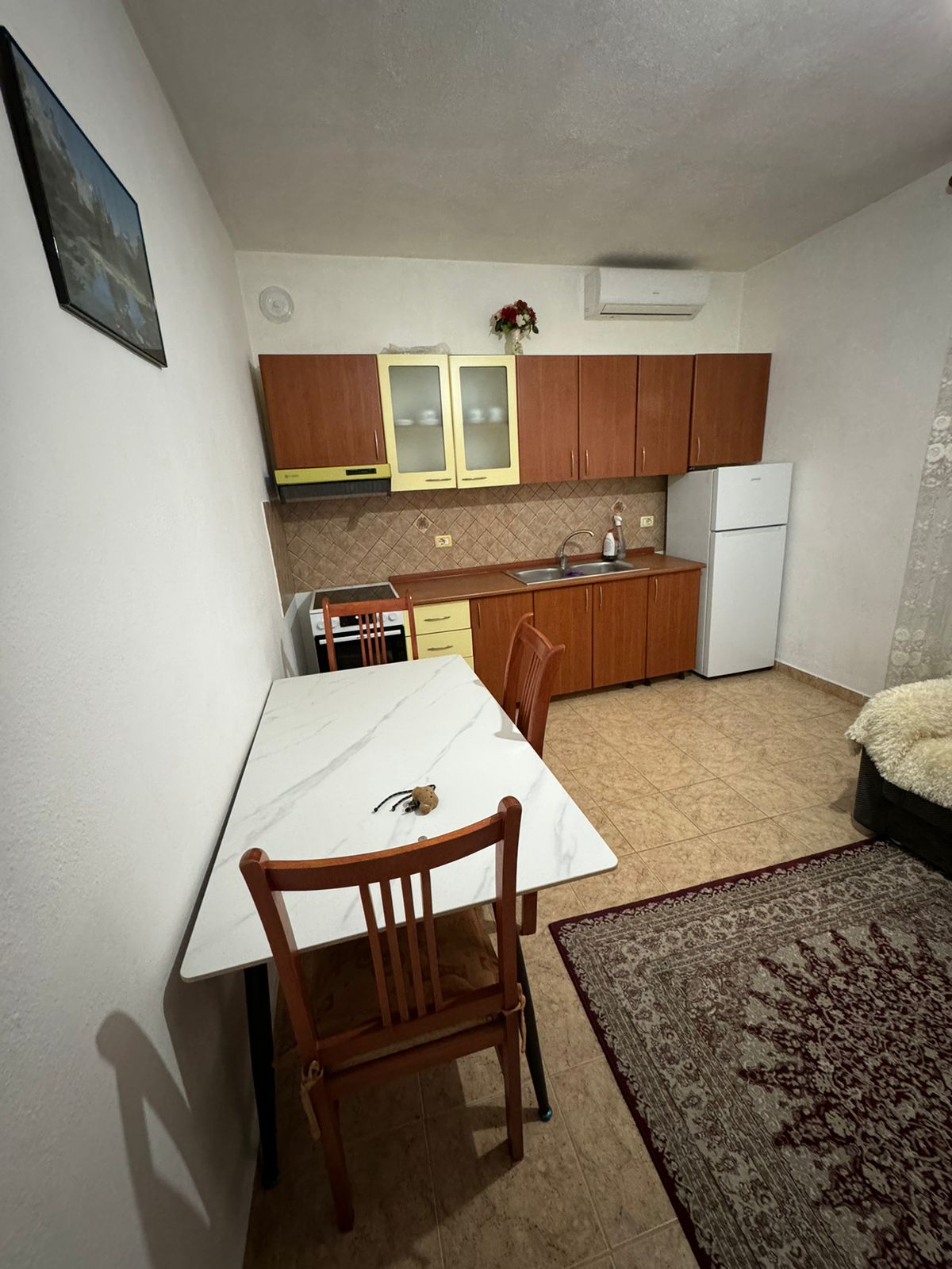Qera | private house 2 + 1 | besa street | €400/month (2)