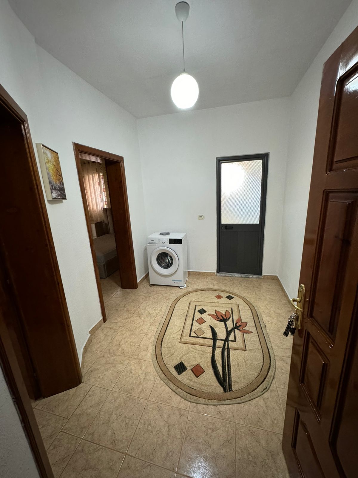Qera | private house 2 + 1 | besa street | €400/month (5)