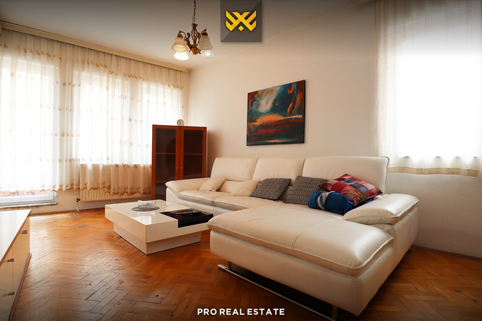 Apartamento de 98m² en venta en Aktash.