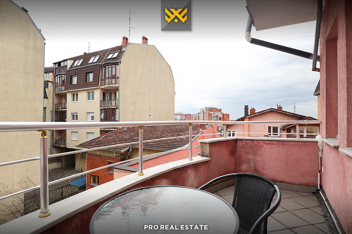 Apartamento de 98m² en venta en Aktash.