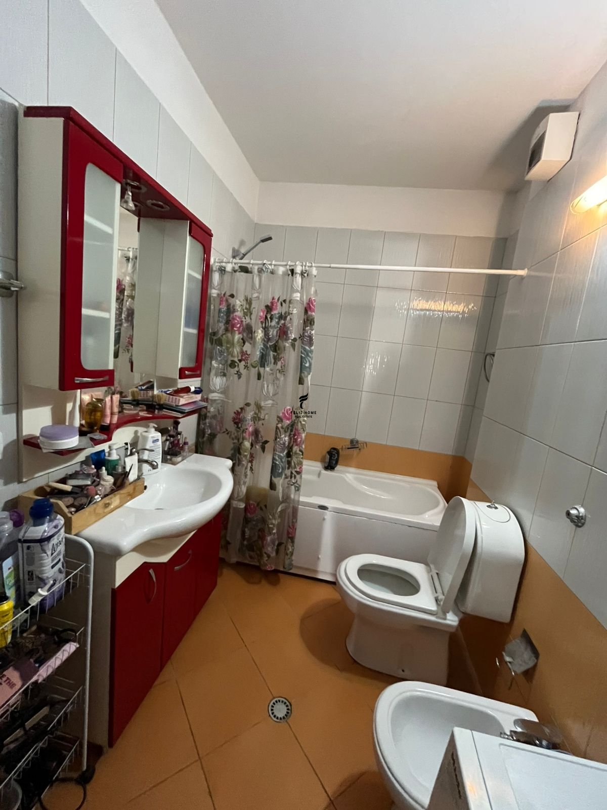 Apartamento 2+1+2 rua dibres 33.000.000 leke (5)