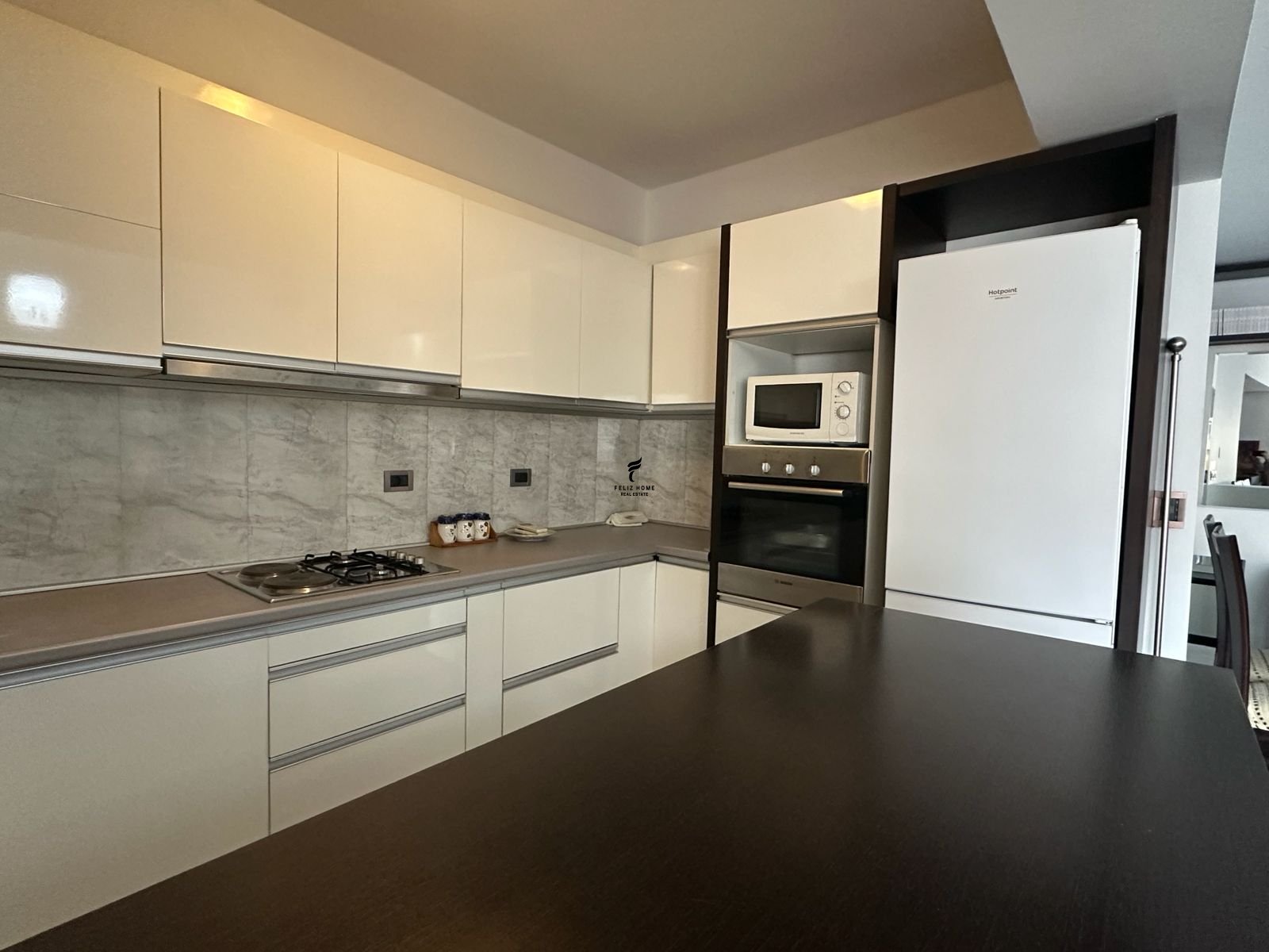 Piso en alquiler 2+1 calle Elbasan 85.000 leke