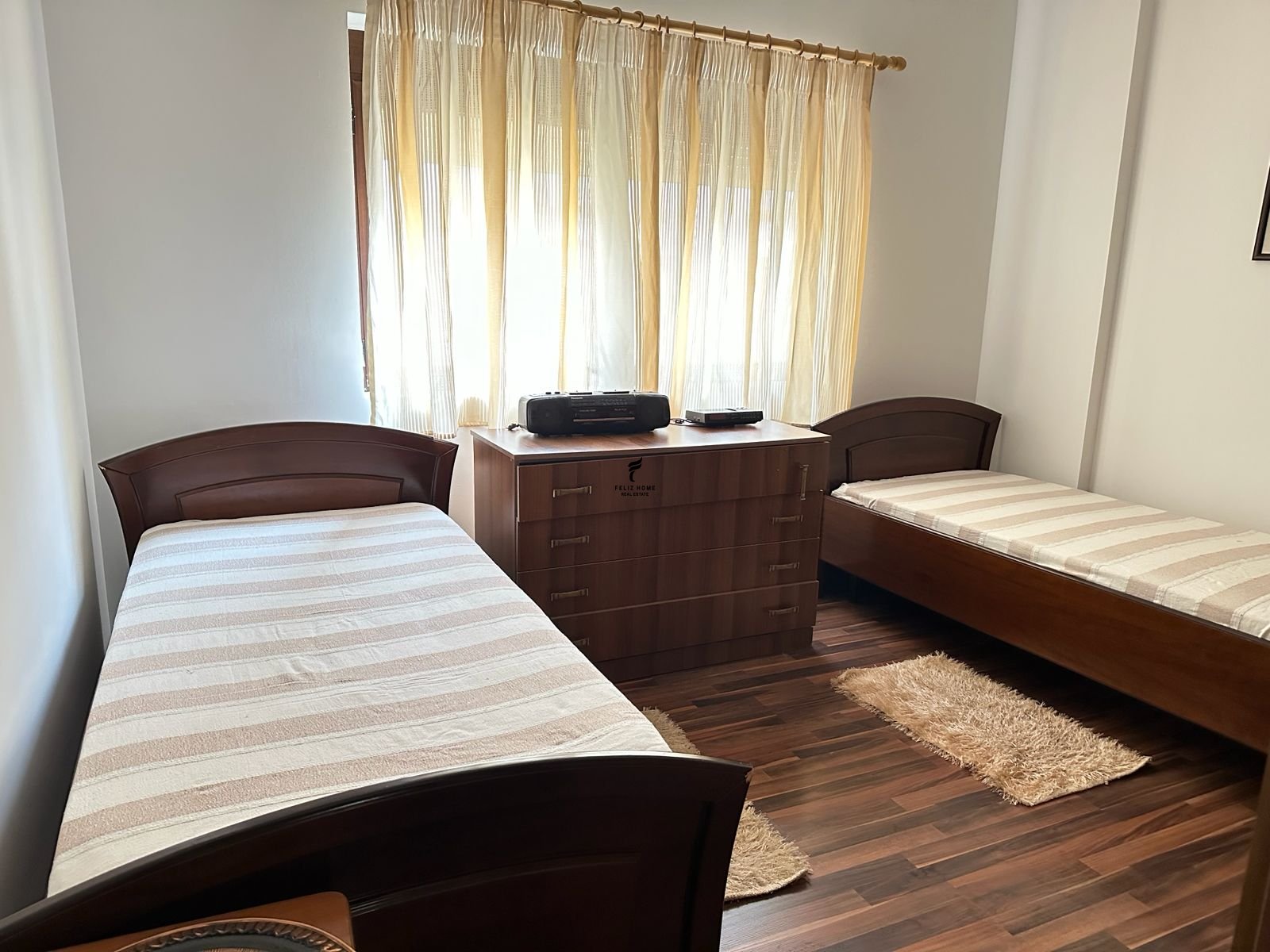 Piso en alquiler 2+1 calle Elbasan 85.000 leke