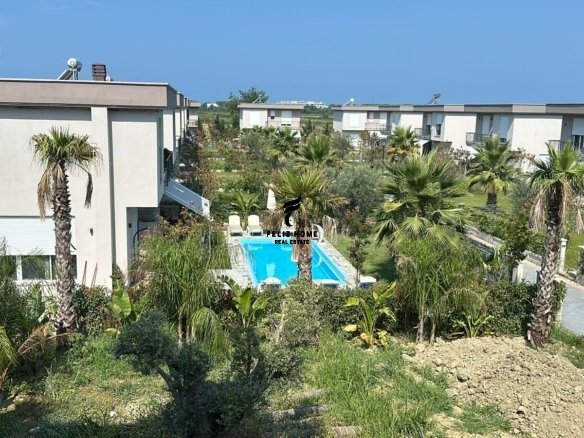 Villa en venta 2 pisos 204 m² gjiri lalezit 370.000 euro