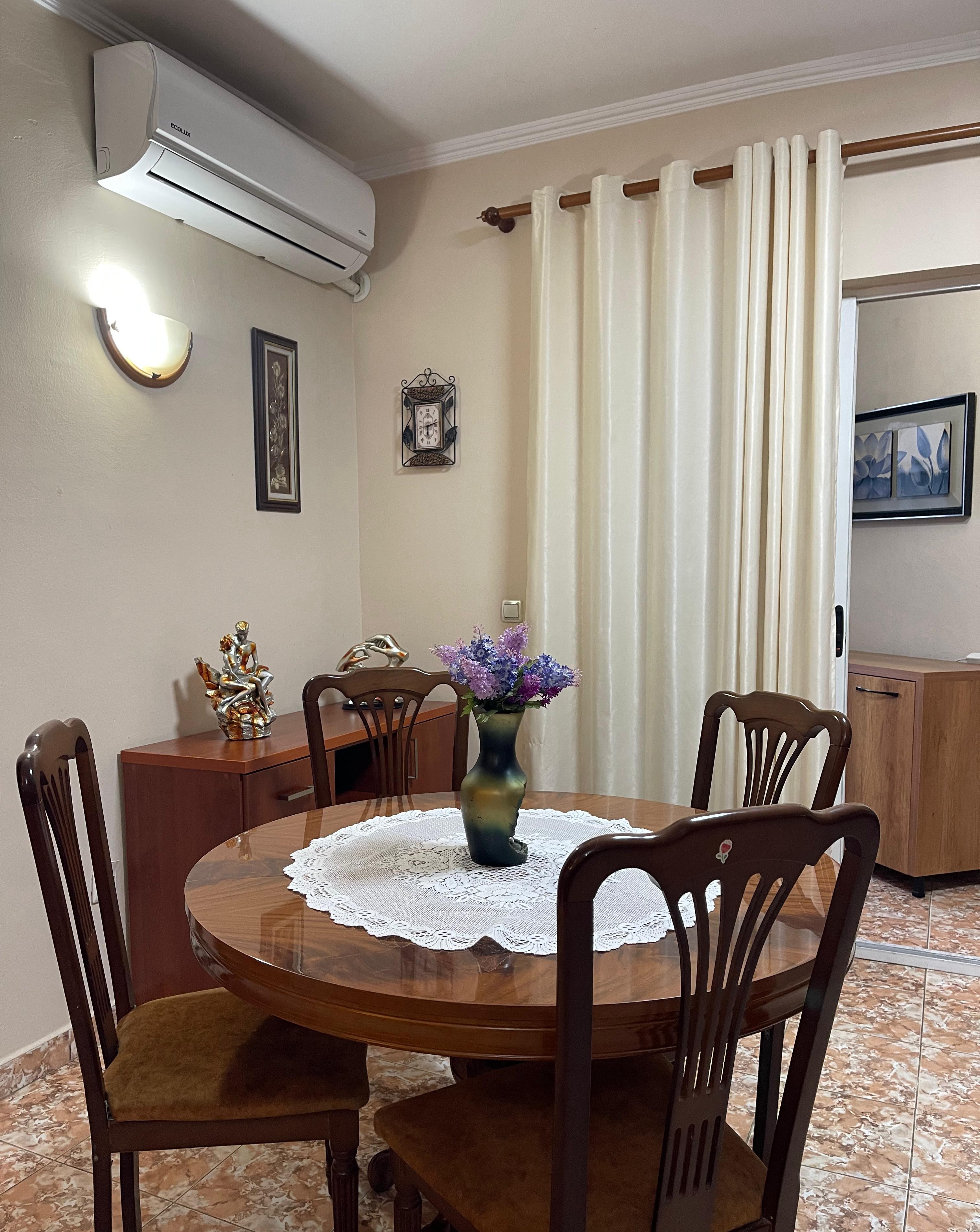 Miete | wohnung 2 + 1+2 badezimmer | don bosko | 600 €/monat (4)