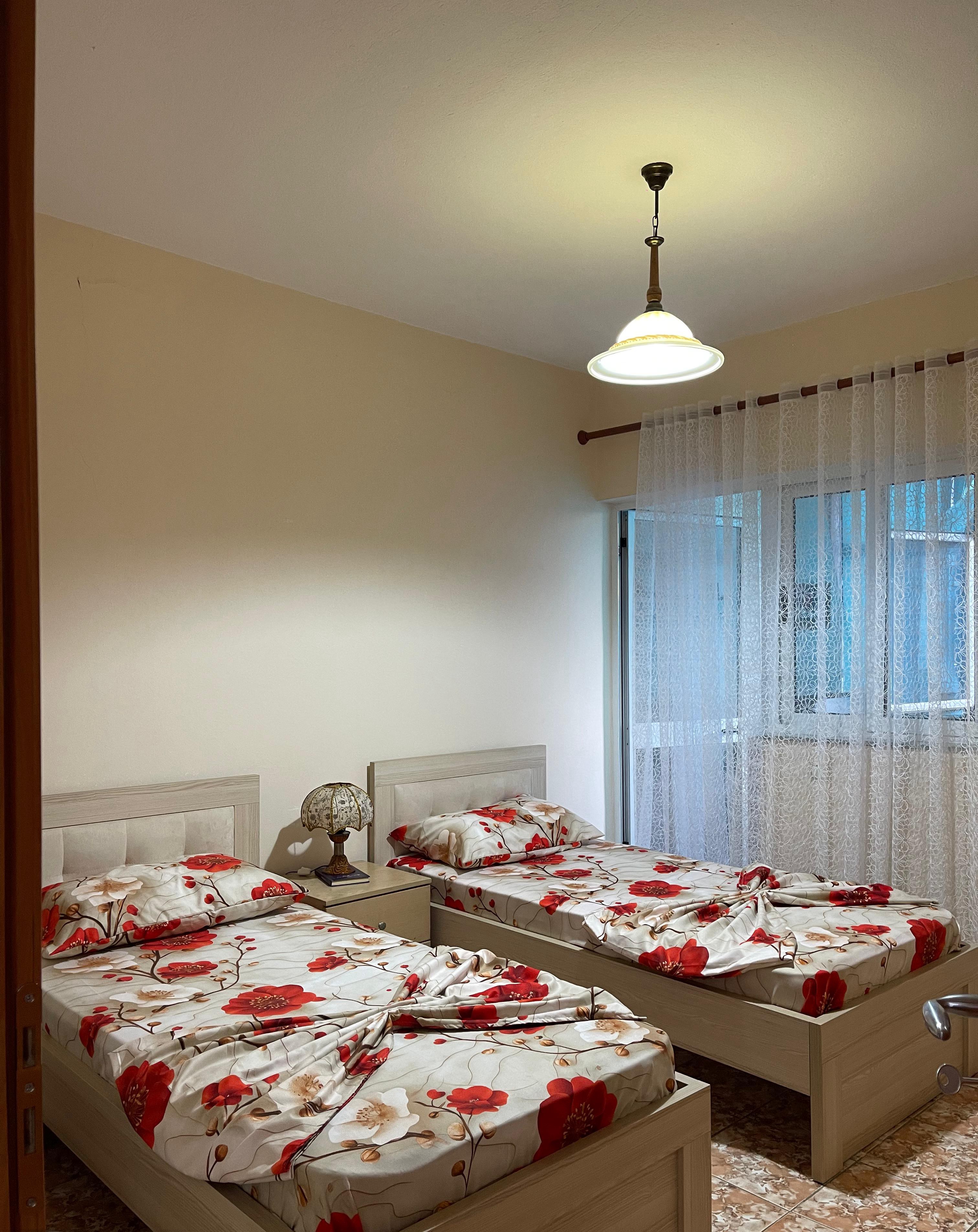 Miete | wohnung 2 + 1+2 badezimmer | don bosko | 600 €/monat (6)