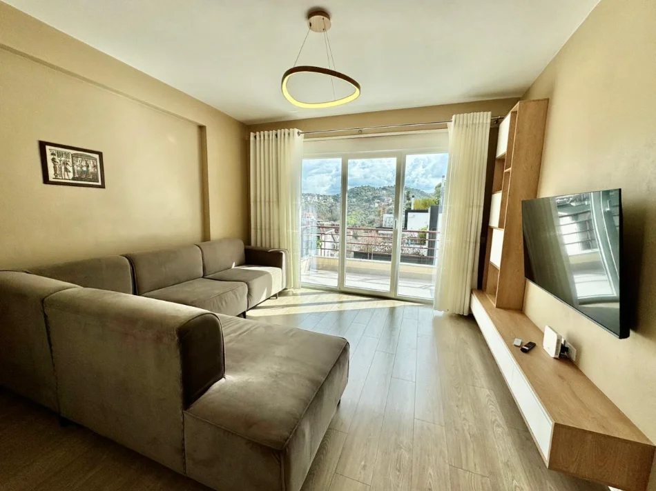 Vendita | appartamento 2 + 1 | Liqeni i Thatë | 278000 € (2)
