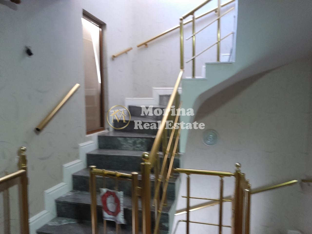 Alquiler | villa 7 + 1 | rruga halit bega | 1500 €/mes (5)