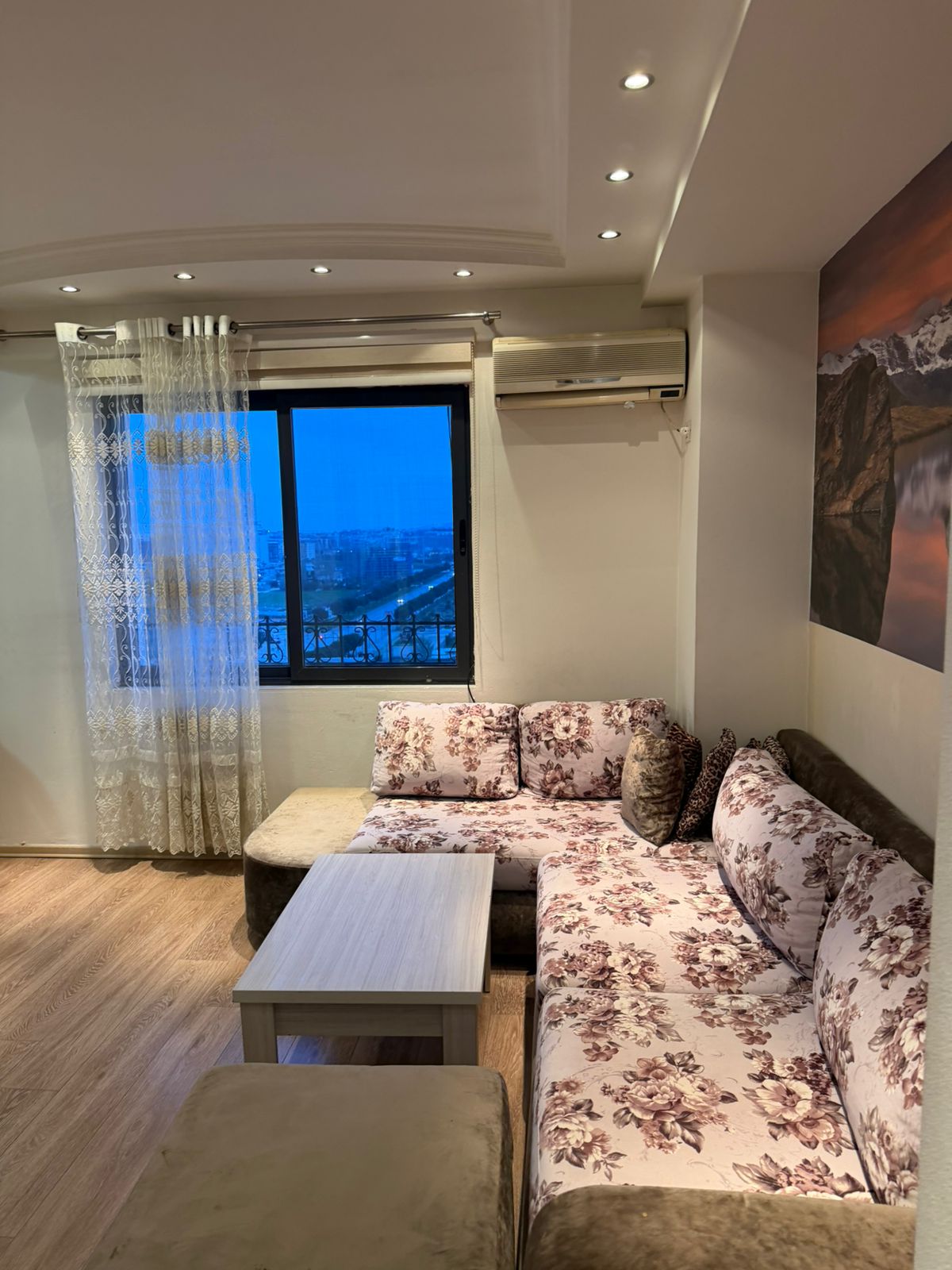 Miete | wohnung 2 + 1 | rruga karl gega | 550 €/monat