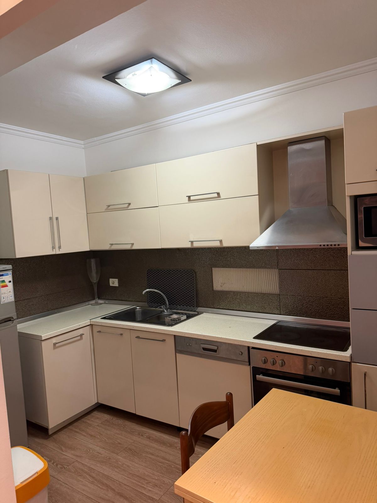 Miete | wohnung 2 + 1 | rruga karl gega | 550 €/monat (4)