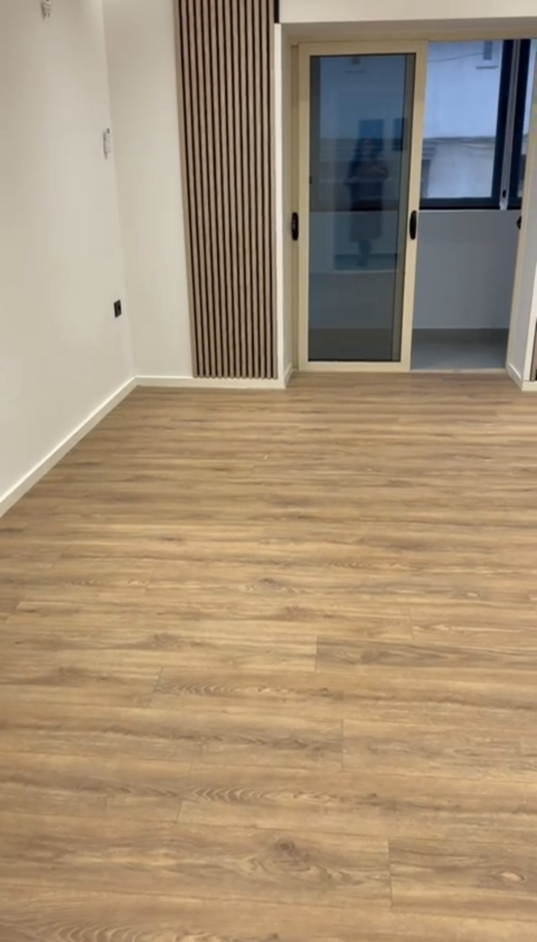 Qera | ambjent biznesi | vasil shanto | 700 €/muaj