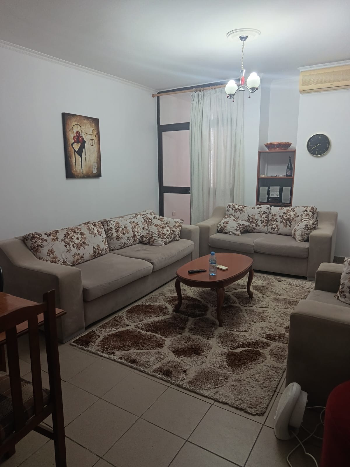 Aluguel | apartamento 2 + 1 | ministério do interior | 550 €/mês