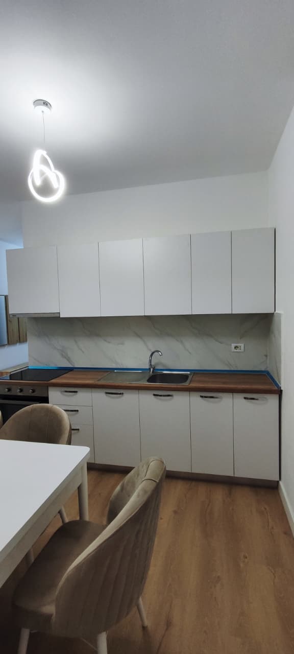 Affitto | appartamento 1 + 1 | rruga e kavajës | 1000 €/mese
