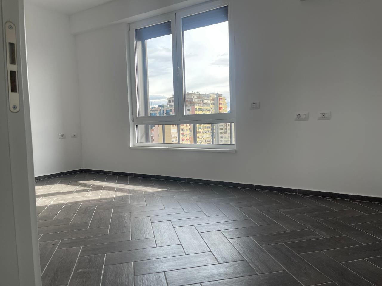 Qera | business premises | rruga myslym shyri | €700/month (2)