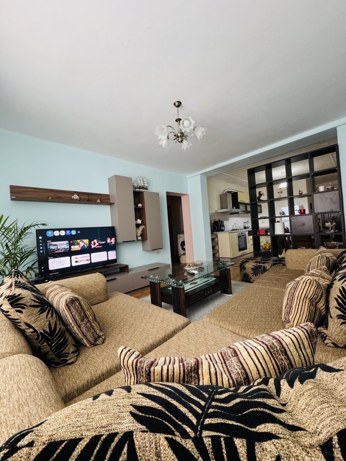 Qera | apartament 1 + 1 + aneks| stadiumi dinamo | 700 €/muaj (3)