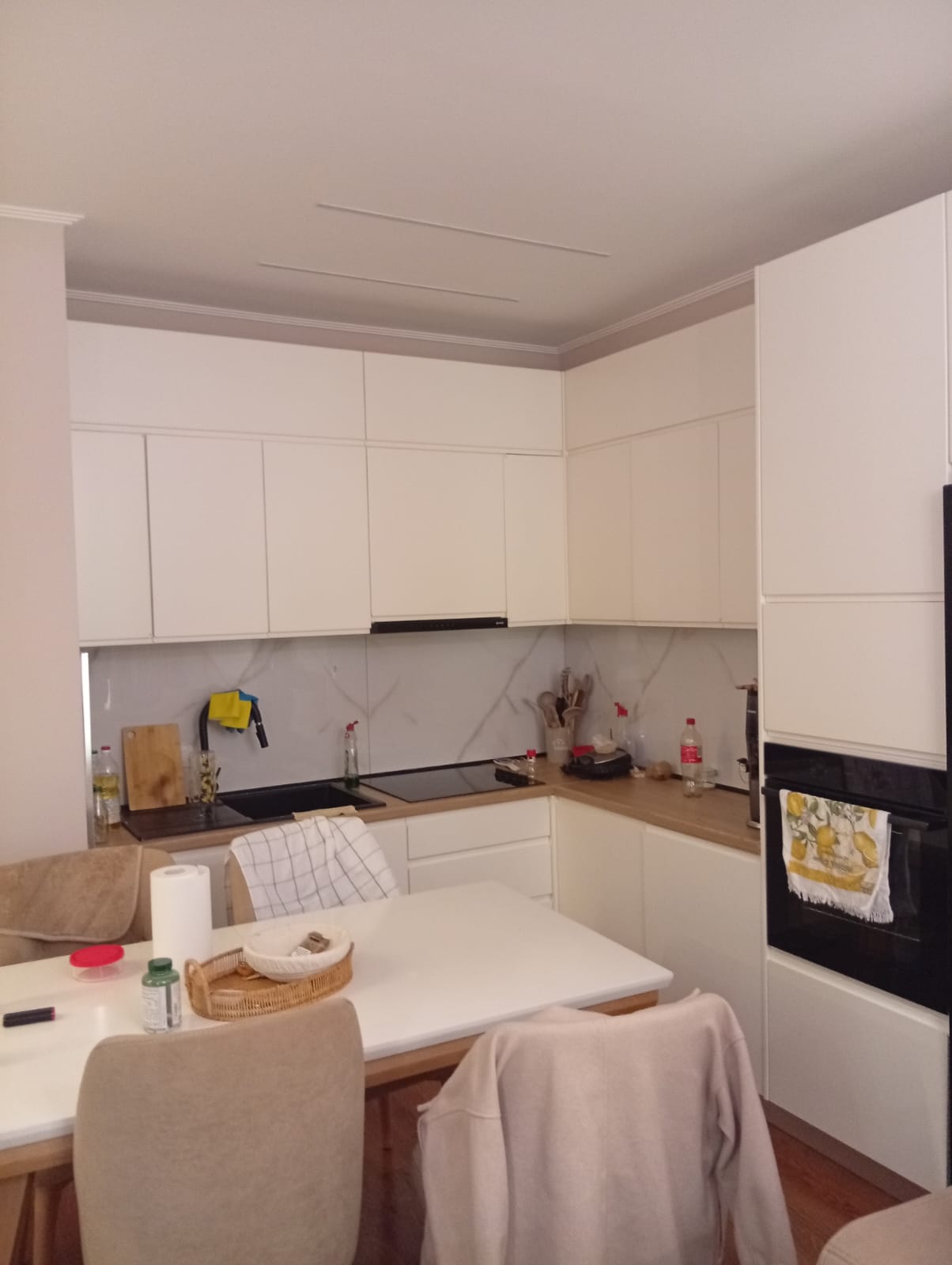 Venta | apartamento 2 + 1 + 2 | calle 5 maji | €190,000 (2)