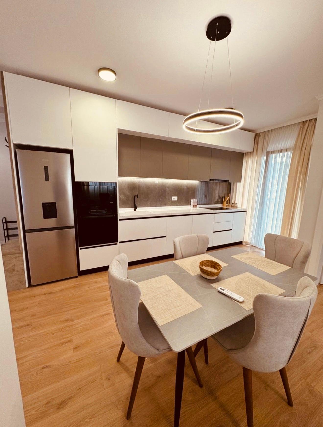 Louer | appartement 2 + 1 | rruga e durrësit | 1300 €/mois (2)