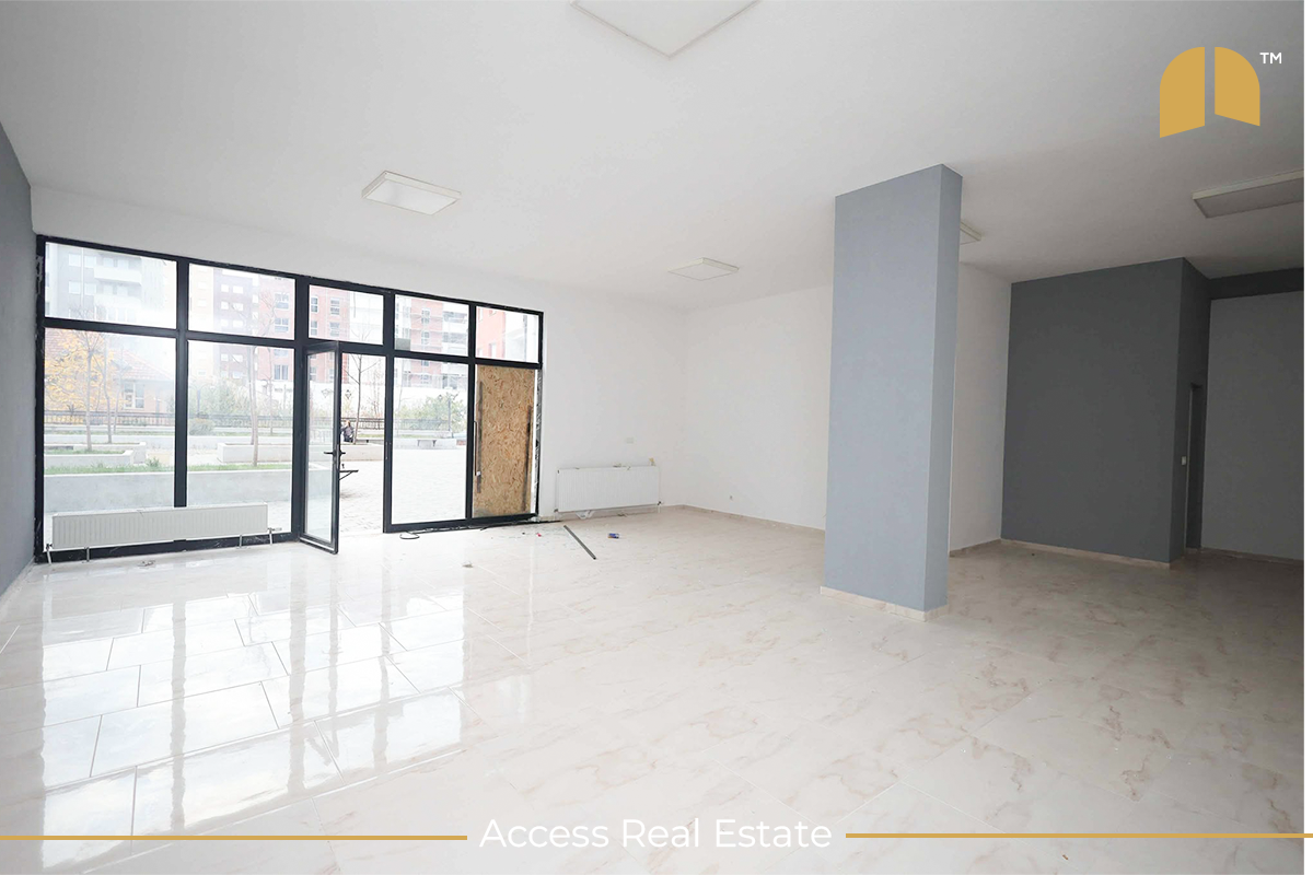 Local commercial à vendre avec documents de propriété – 1 espace de travail – Lagjja e spitalit (2)