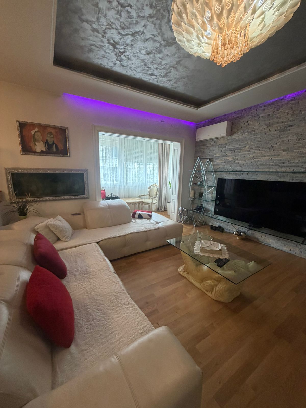 Venta | apartamento 3 + 1 | Komuna e Parisit | €300,000