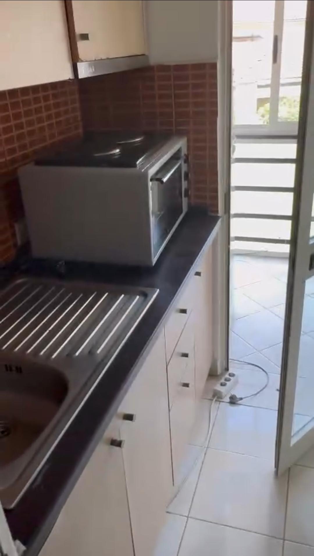 Qera | apartament 1 + 1 | qendra shëndetësore qytet studenti | 260 €/muaj (2)