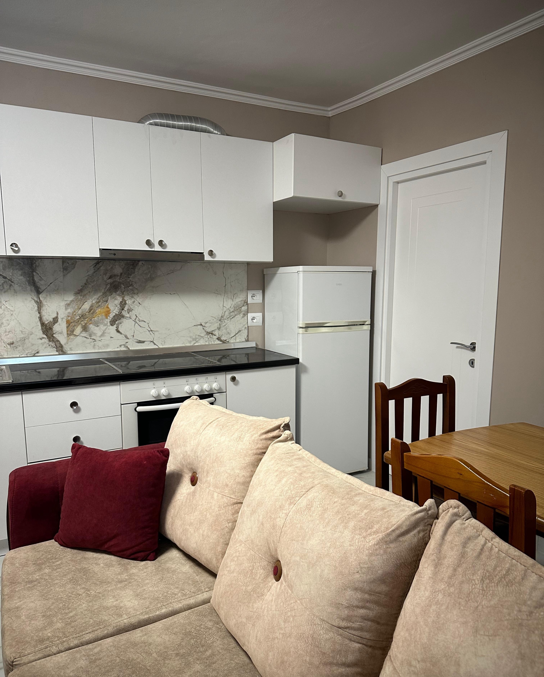 Qera | apartament 1 + 1 | sanatorium | 400 €/muaj